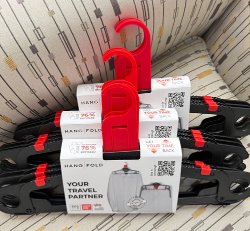 Hang fold your travel - /,