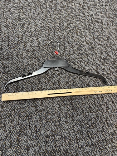 Clothes hanger 145 - clothes,